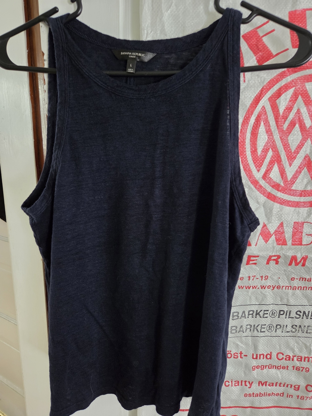 Banana Republic Linen Tank